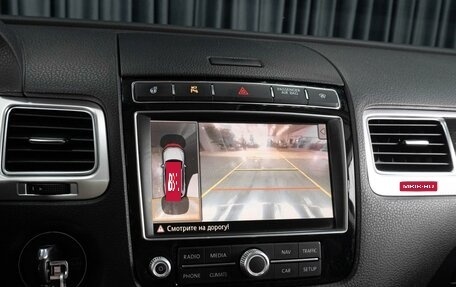 Volkswagen Touareg III, 2015 год, 2 999 000 рублей, 17 фотография