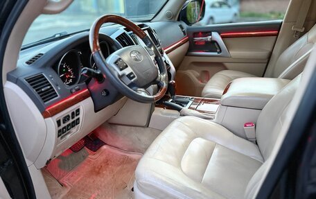 Toyota Land Cruiser 200, 2012 год, 3 600 000 рублей, 15 фотография