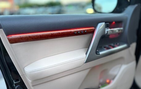 Toyota Land Cruiser 200, 2012 год, 3 600 000 рублей, 16 фотография