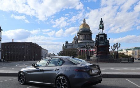 Alfa Romeo Giulia II, 2023 год, 4 600 000 рублей, 3 фотография