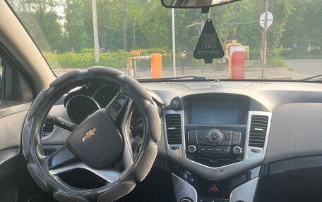 Chevrolet Cruze II, 2011 год, 520 000 рублей, 9 фотография