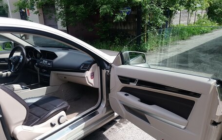 Mercedes-Benz E-Класс, 2014 год, 1 680 000 рублей, 2 фотография
