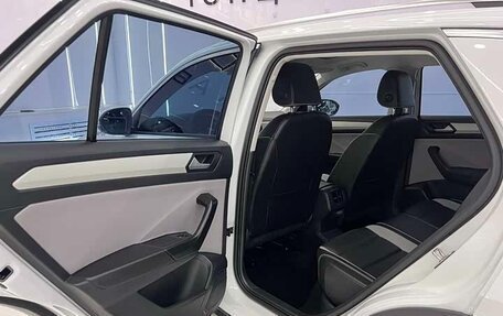 Volkswagen T-Roc I, 2022 год, 1 410 000 рублей, 13 фотография