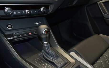 Audi Q3, 2025 год, 4 710 000 рублей, 16 фотография