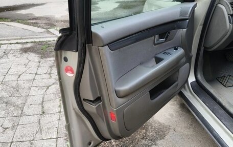 Audi A4, 2002 год, 550 000 рублей, 4 фотография