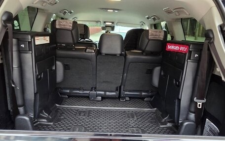 Toyota Land Cruiser 200, 2018 год, 7 500 000 рублей, 9 фотография