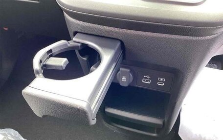 Honda Stepwgn, 2025 год, 2 300 000 рублей, 34 фотография