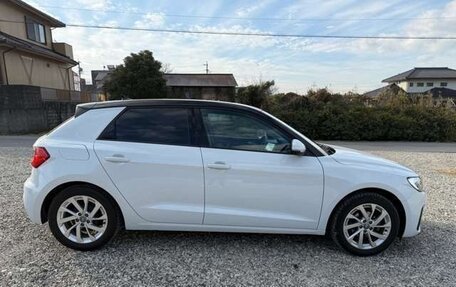 Audi A1, 2021 год, 1 247 000 рублей, 4 фотография