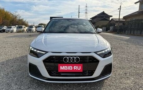 Audi A1, 2021 год, 1 247 000 рублей, 2 фотография