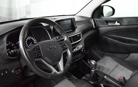 Hyundai Tucson III, 2019 год, 2 450 000 рублей, 17 фотография