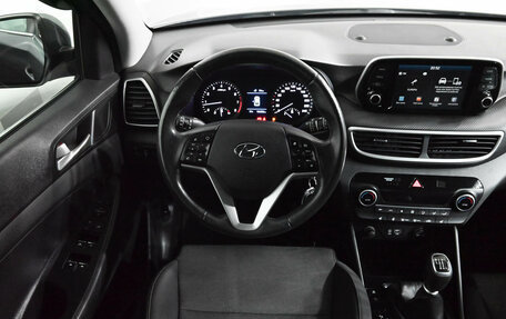Hyundai Tucson III, 2019 год, 2 450 000 рублей, 12 фотография