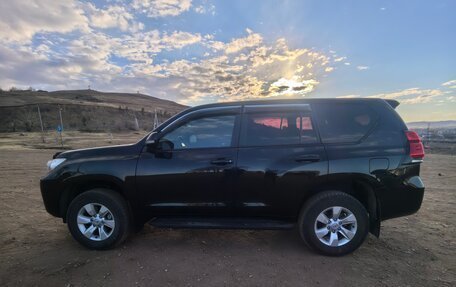 Toyota Land Cruiser Prado 150 рестайлинг 2, 2021 год, 6 000 000 рублей, 11 фотография