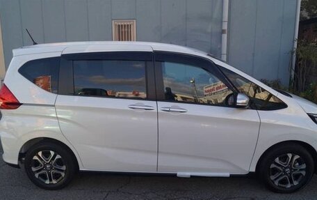 Honda Freed II, 2023 год, 1 655 000 рублей, 5 фотография