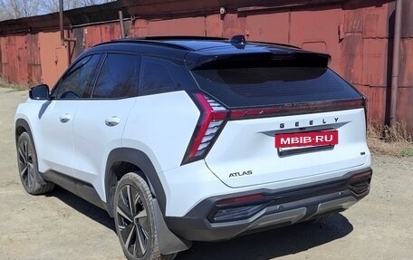 Geely Atlas, 2024 год, 3 200 000 рублей, 4 фотография