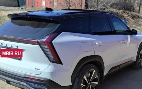 Geely Atlas, 2024 год, 3 200 000 рублей, 3 фотография