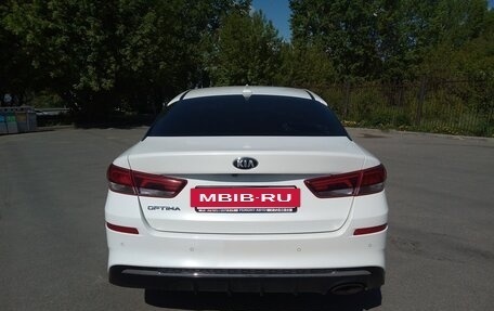 KIA Optima IV, 2019 год, 1 390 000 рублей, 4 фотография