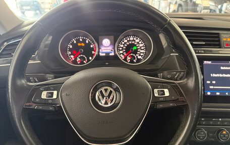 Volkswagen Tiguan II, 2019 год, 2 649 000 рублей, 11 фотография