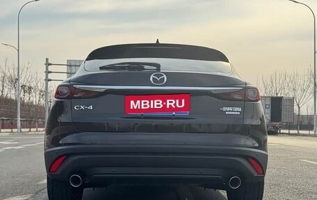 Mazda CX-4, 2023 год, 2 035 000 рублей, 3 фотография