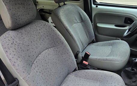 Renault Kangoo II рестайлинг, 2003 год, 280 000 рублей, 8 фотография
