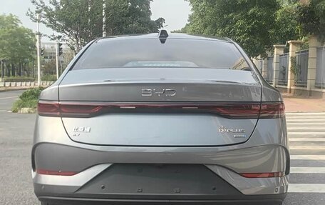 BYD Qin, 2025 год, 1 770 000 рублей, 8 фотография