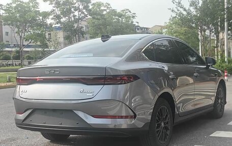 BYD Qin, 2025 год, 1 770 000 рублей, 7 фотография