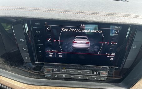 Volkswagen Touareg III, 2019 год, 3 600 000 рублей, 7 фотография