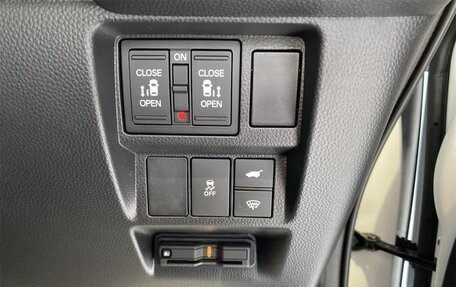 Honda Stepwgn, 2026 год, 2 800 000 рублей, 22 фотография