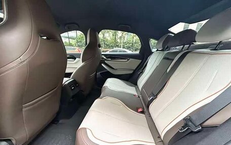 BYD Qin, 2024 год, 1 635 000 рублей, 6 фотография