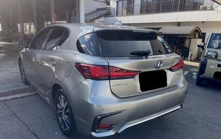 Lexus CT I рестайлинг, 2020 год, 1 078 000 рублей, 3 фотография