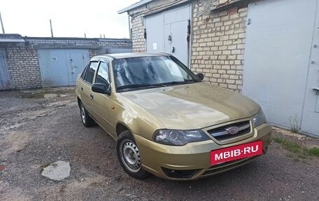 Daewoo Nexia I рестайлинг, 2010 год, 240 000 рублей, 4 фотография