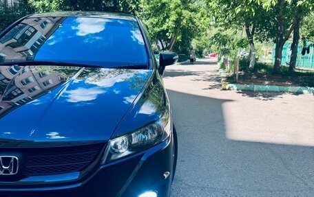 Honda Stream II, 2012 год, 1 400 000 рублей, 3 фотография
