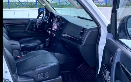 Mitsubishi Pajero IV, 2013 год, 2 500 000 рублей, 8 фотография