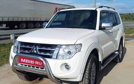 Mitsubishi Pajero IV, 2013 год, 2 500 000 рублей, 2 фотография
