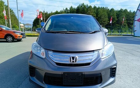 Honda Freed I, 2012 год, 1 113 000 рублей, 2 фотография