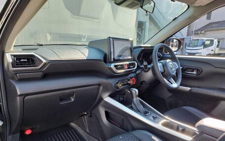 Daihatsu Rocky, 2023 год, 1 309 000 рублей, 25 фотография