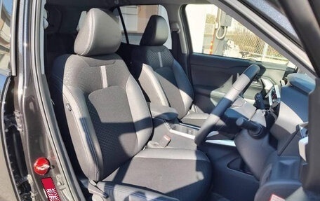 Daihatsu Rocky, 2023 год, 1 309 000 рублей, 17 фотография