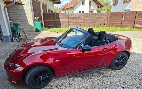 Mazda MX-5, 2023 год, 2 880 000 рублей, 4 фотография