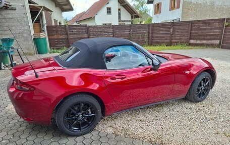 Mazda MX-5, 2023 год, 2 880 000 рублей, 7 фотография