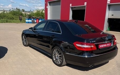 Mercedes-Benz E-Класс, 2011 год, 1 500 000 рублей, 1 фотография