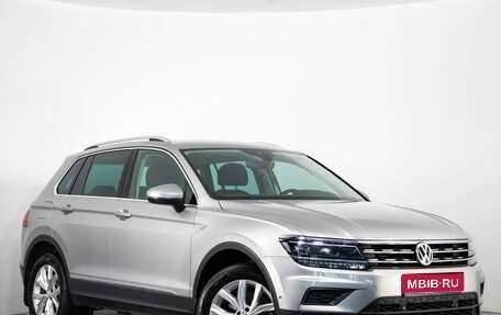 Volkswagen Tiguan II, 2020 год, 3 349 000 рублей, 1 фотография