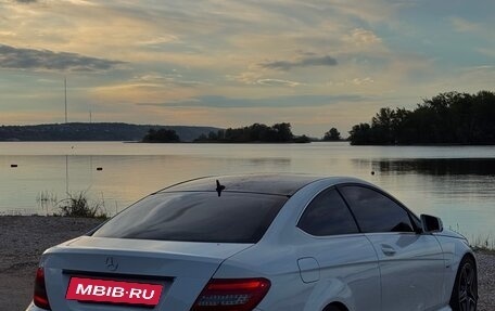 Mercedes-Benz C-Класс, 2012 год, 1 290 000 рублей, 2 фотография