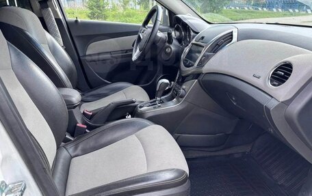 Chevrolet Cruze II, 2013 год, 695 000 рублей, 13 фотография