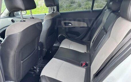 Chevrolet Cruze II, 2013 год, 695 000 рублей, 16 фотография