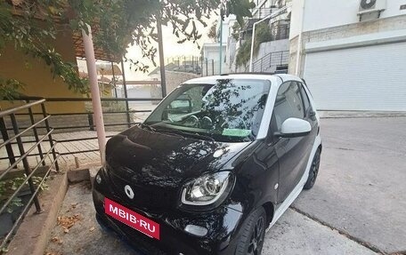 Smart Fortwo III, 2017 год, 2 500 000 рублей, 14 фотография
