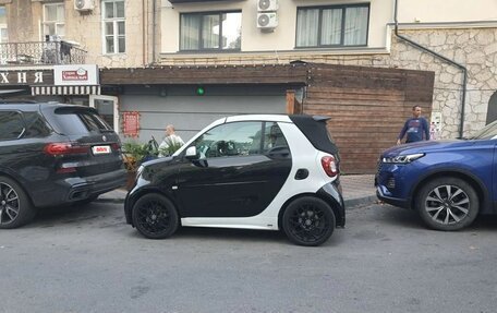 Smart Fortwo III, 2017 год, 2 500 000 рублей, 16 фотография
