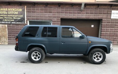 Nissan Pathfinder, 1993 год, 990 000 рублей, 8 фотография