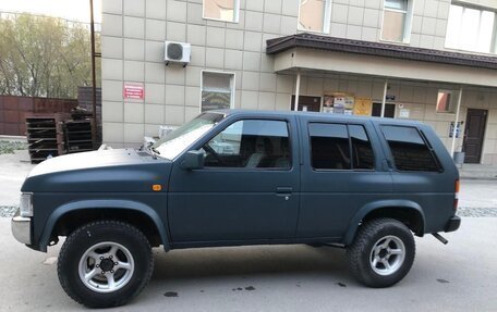 Nissan Pathfinder, 1993 год, 990 000 рублей, 10 фотография