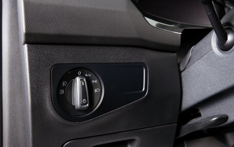 Volkswagen Tiguan II, 2020 год, 3 349 000 рублей, 22 фотография