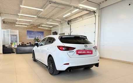 Mazda 3, 2018 год, 1 699 000 рублей, 4 фотография