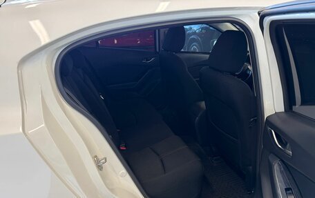 Mazda 3, 2018 год, 1 699 000 рублей, 18 фотография